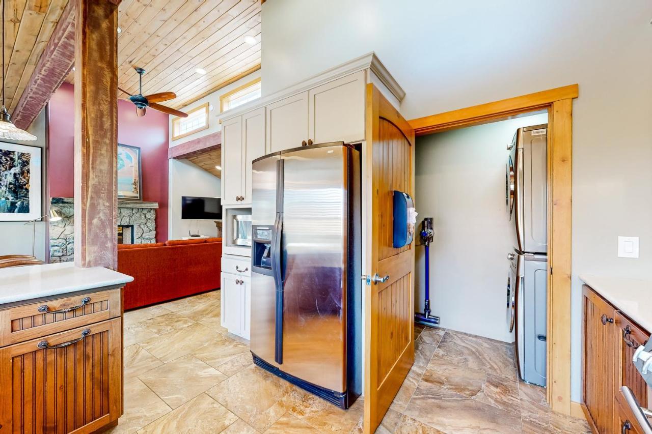 Fantasy - Casita * Flagstaff